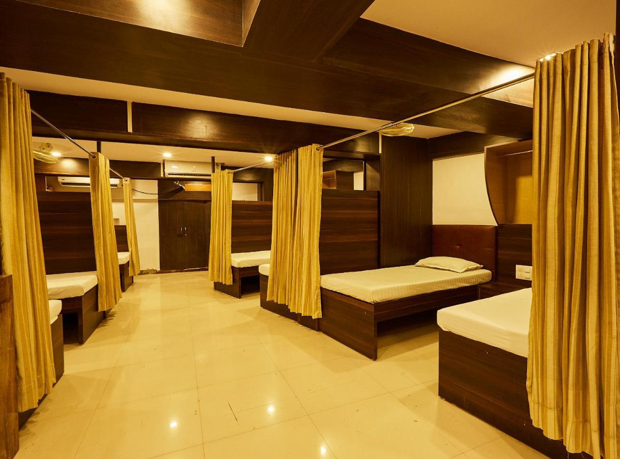 Hotel Alibaba Mumbai Exterior foto