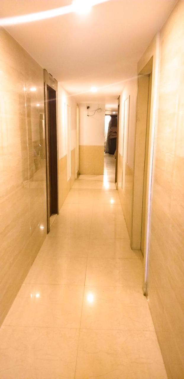 Hotel Alibaba Mumbai Exterior foto